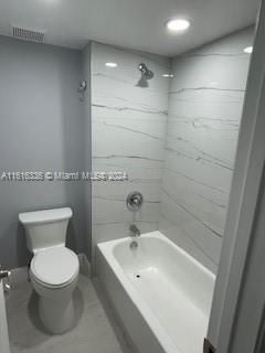 For Rent: $2,550 (2 beds, 2 baths, 1231 Square Feet)