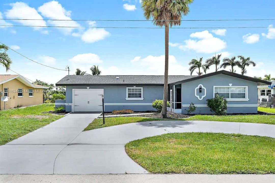 For Sale: $798,000 (3 beds, 2 baths, 1658 Square Feet)