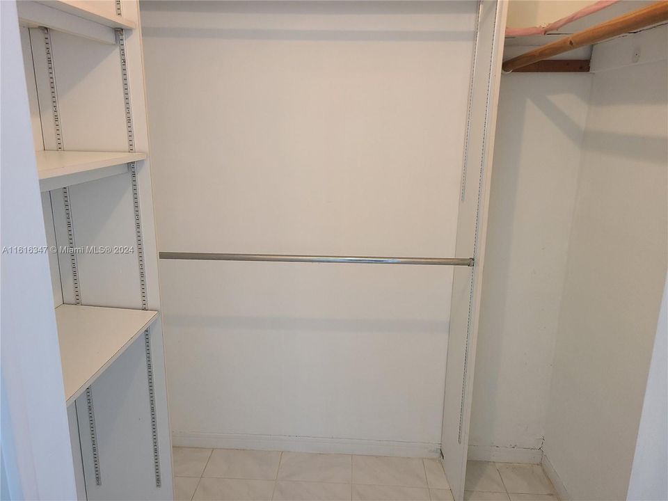 En Renta: $2,375 (2 camas, 2 baños, 1070 Pies cuadrados)