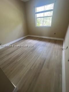 For Rent: $2,995 (3 beds, 2 baths, 1710 Square Feet)