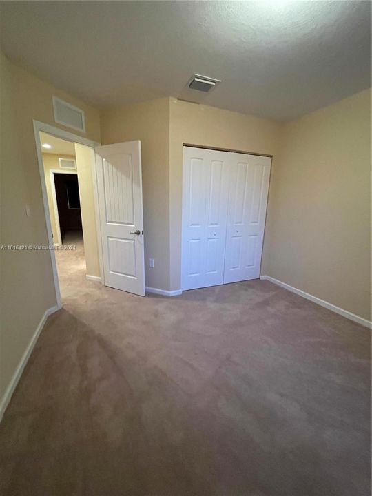 For Rent: $2,600 (3 beds, 2 baths, 1850 Square Feet)