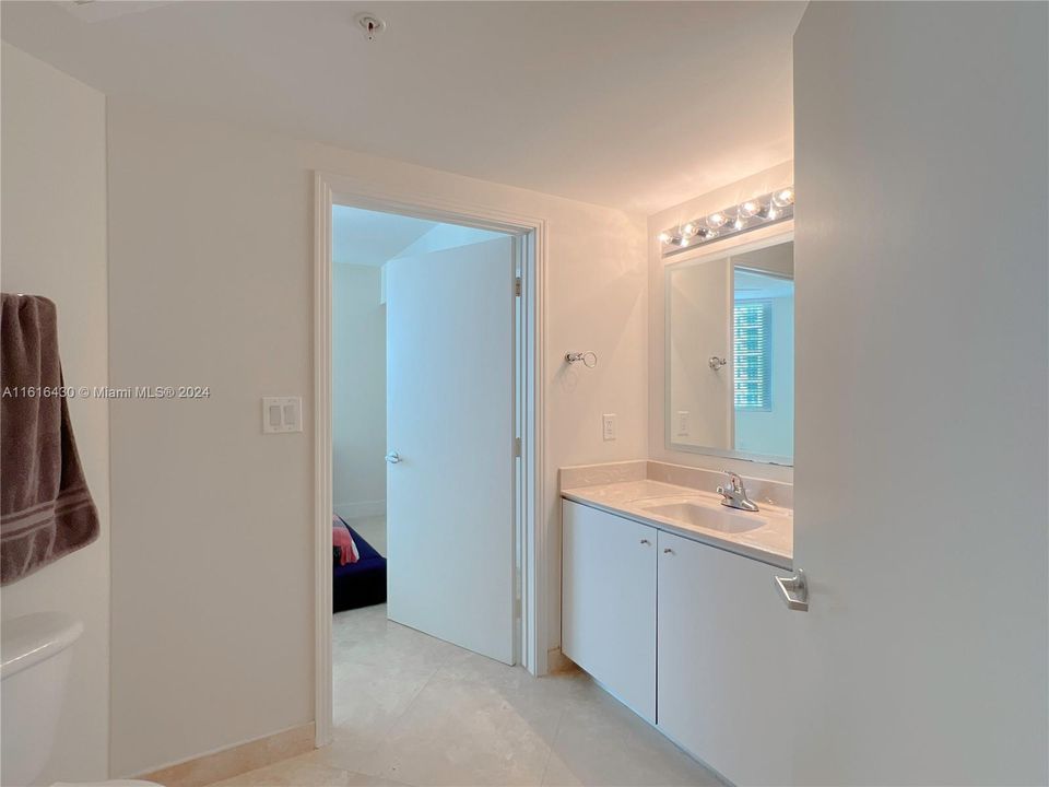 For Sale: $510,000 (2 beds, 2 baths, 1467 Square Feet)