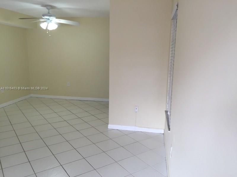 Recently Rented: $2,100 (2 beds, 2 baths, 847 Square Feet)