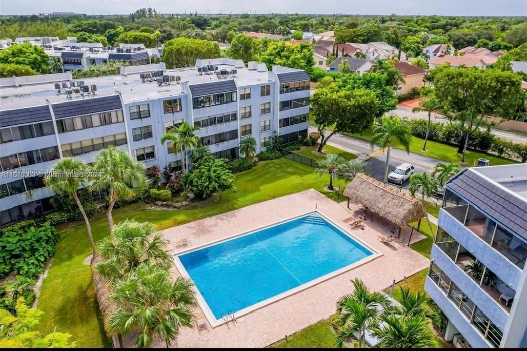 En Venta: $329,900 (2 camas, 2 baños, 1137 Pies cuadrados)