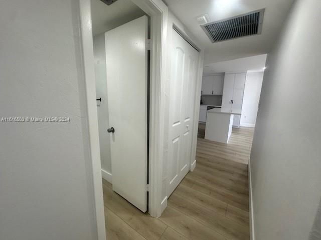 For Sale: $329,900 (2 beds, 2 baths, 1137 Square Feet)