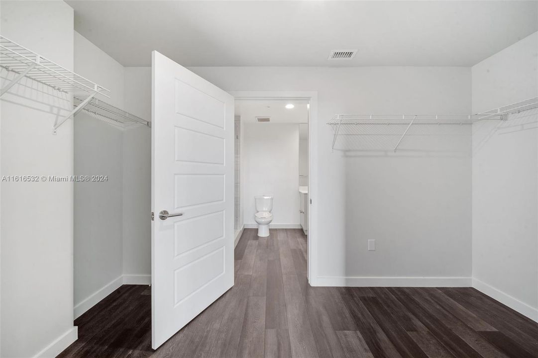 For Rent: $2,509 (1 beds, 1 baths, 768 Square Feet)