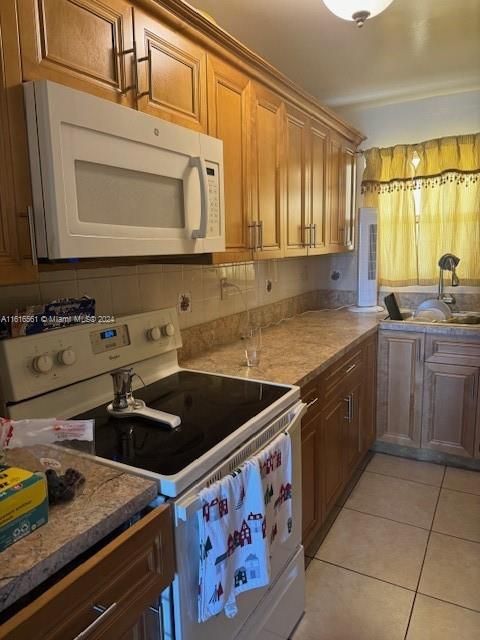 En Venta: $199,999 (2 camas, 1 baños, 860 Pies cuadrados)