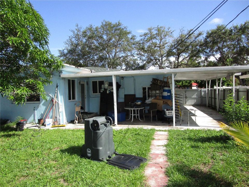 For Sale: $460,000 (4 beds, 2 baths, 1446 Square Feet)