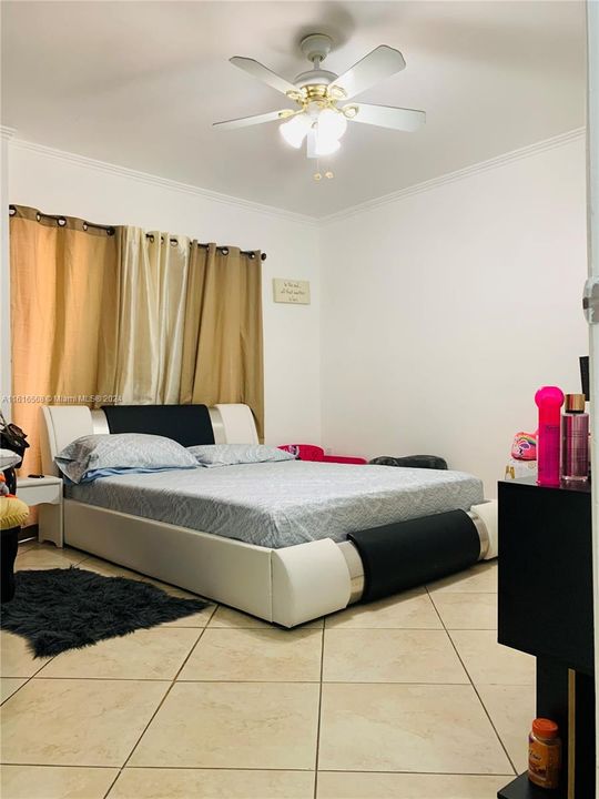 En Venta: $329,999 (3 camas, 2 baños, 1207 Pies cuadrados)