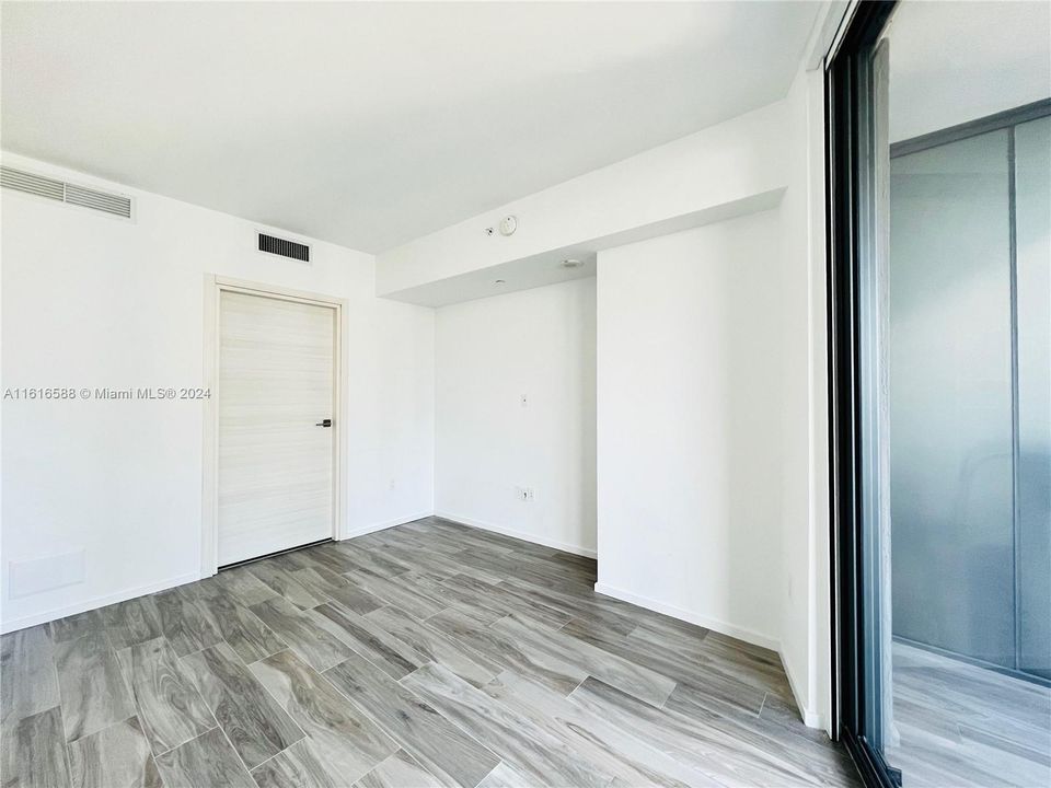 For Rent: $6,000 (2 beds, 2 baths, 1119 Square Feet)