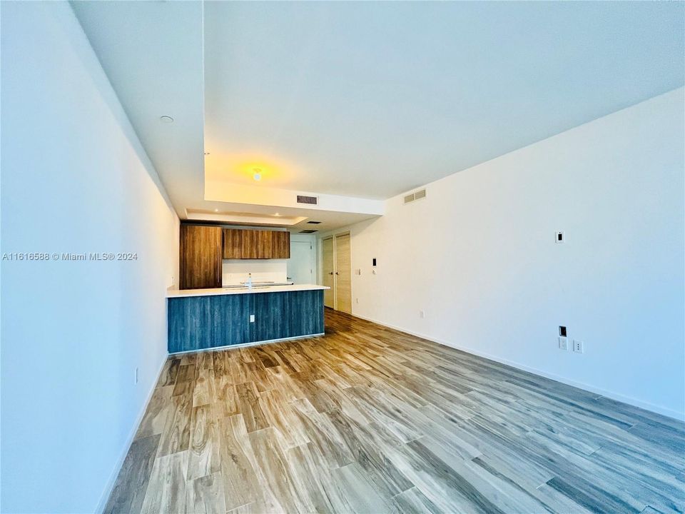 For Rent: $6,000 (2 beds, 2 baths, 1119 Square Feet)