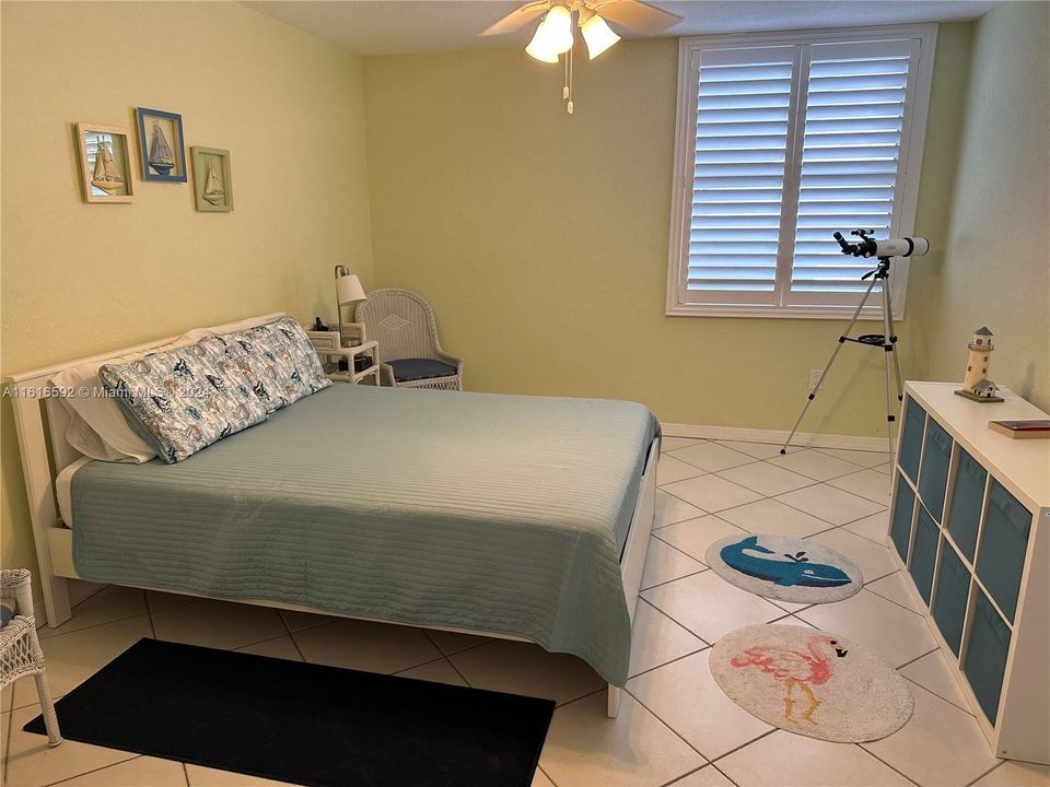 For Rent: $3,000 (1 beds, 2 baths, 857 Square Feet)