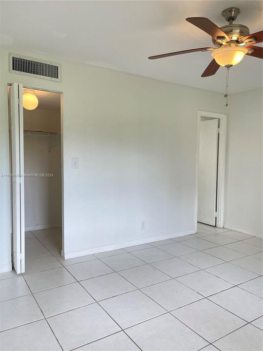 For Rent: $1,800 (2 beds, 2 baths, 1099 Square Feet)