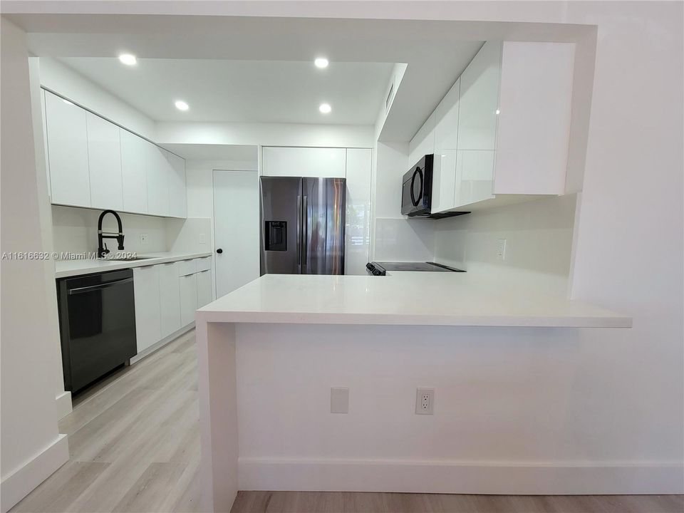 En Venta: $475,000 (1 camas, 1 baños, 790 Pies cuadrados)