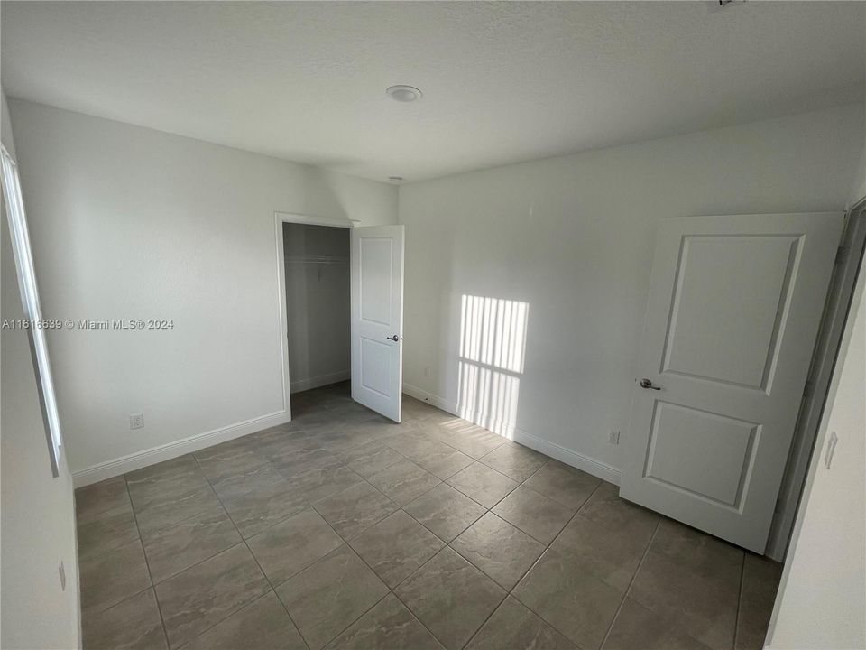 For Rent: $1,450 (1 beds, 1 baths, 500 Square Feet)