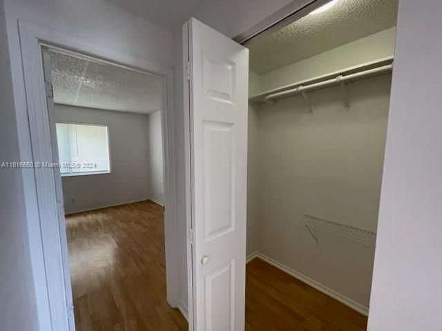 For Rent: $1,700 (1 beds, 1 baths, 630 Square Feet)