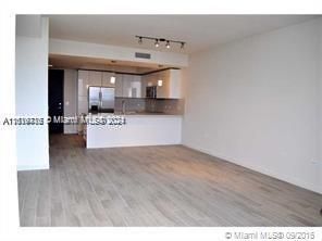 For Sale: $485,000 (1 beds, 1 baths, 819 Square Feet)