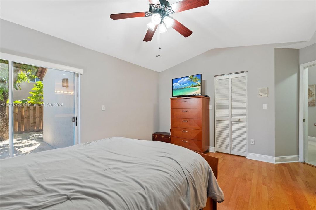 For Sale: $638,000 (3 beds, 2 baths, 1434 Square Feet)