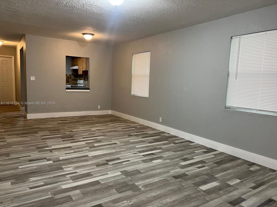 For Rent: $2,800 (3 beds, 2 baths, 0 Square Feet)