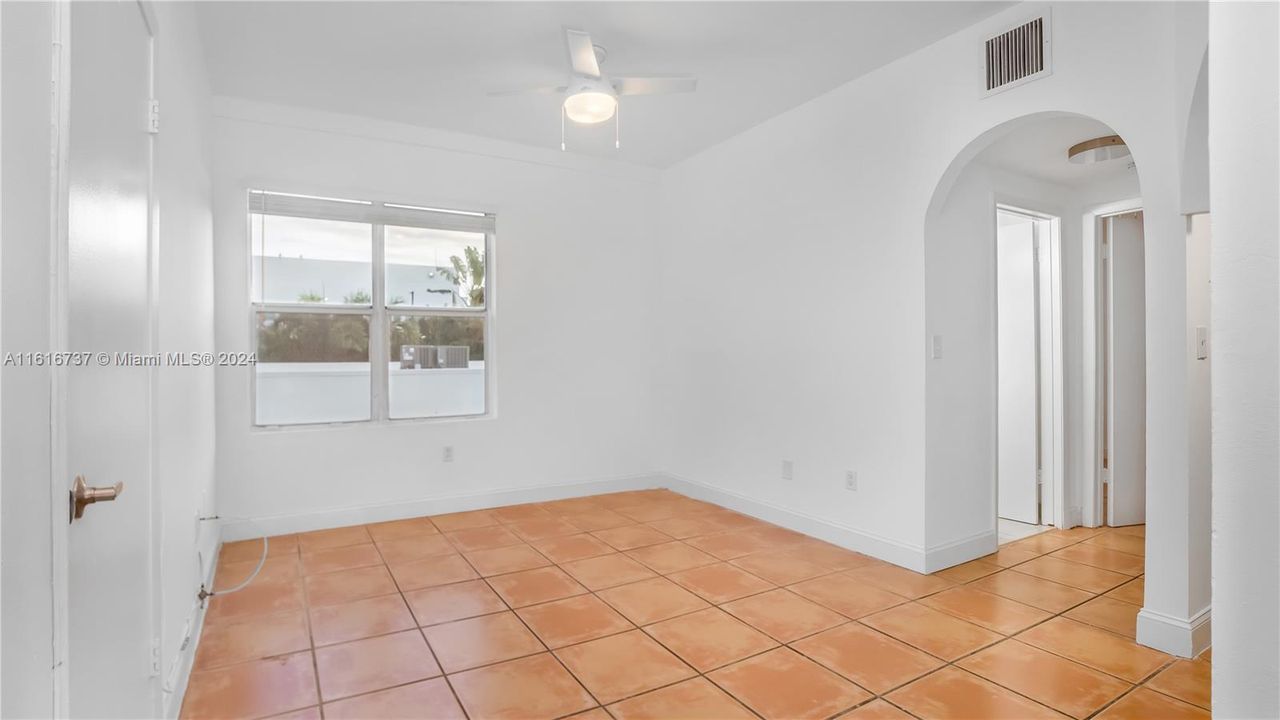 For Rent: $2,850 (2 beds, 2 baths, 629 Square Feet)