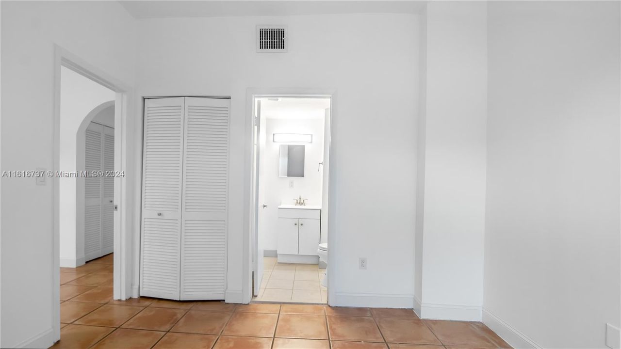 For Rent: $2,850 (2 beds, 2 baths, 629 Square Feet)