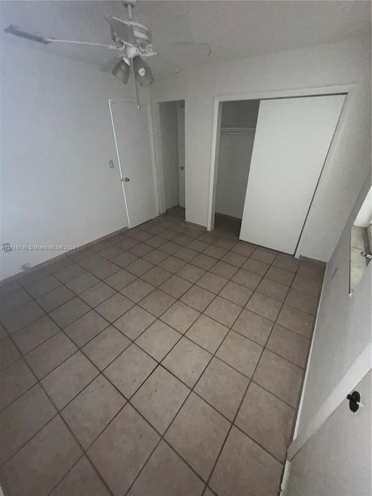 For Rent: $3,000 (3 beds, 2 baths, 1100 Square Feet)