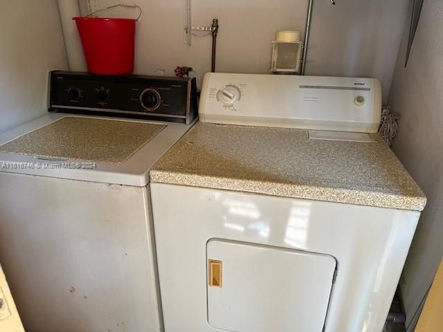 Full size washer & dryer