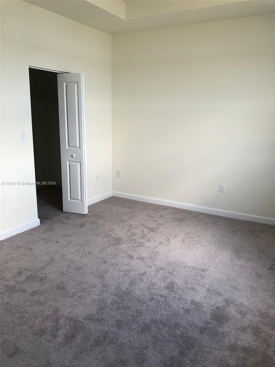 For Rent: $3,300 (3 beds, 2 baths, 0 Square Feet)