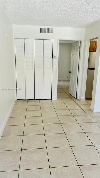 For Rent: $1,450 (1 beds, 1 baths, 480 Square Feet)