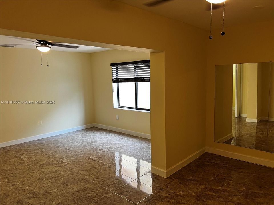 For Rent: $3,750 (3 beds, 2 baths, 1728 Square Feet)