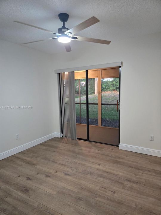 For Rent: $2,000 (2 beds, 2 baths, 827 Square Feet)