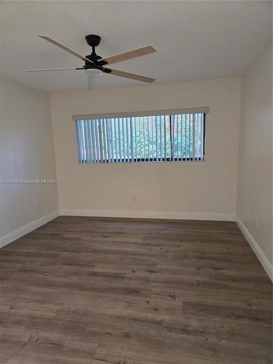 For Rent: $2,000 (2 beds, 2 baths, 827 Square Feet)