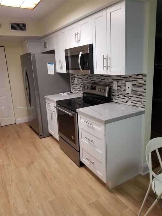 For Rent: $3,750 (2 beds, 2 baths, 1380 Square Feet)
