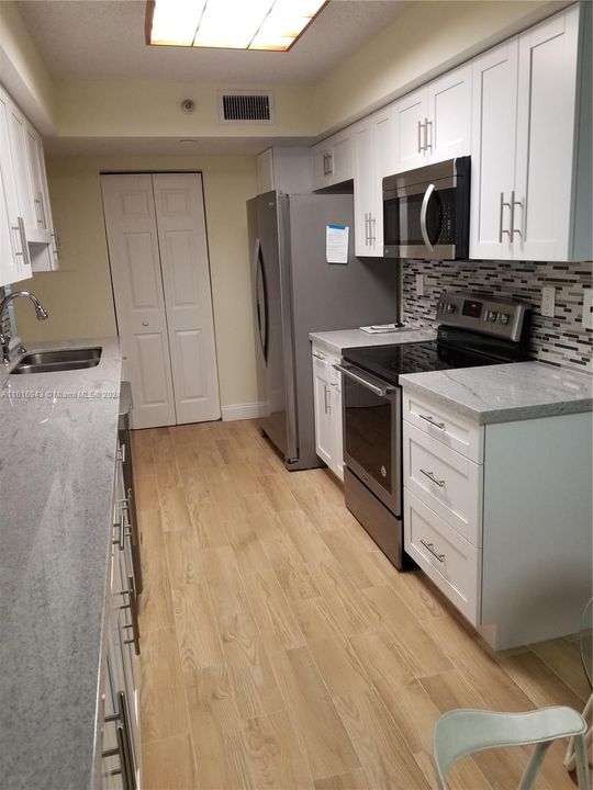 For Rent: $3,750 (2 beds, 2 baths, 1380 Square Feet)