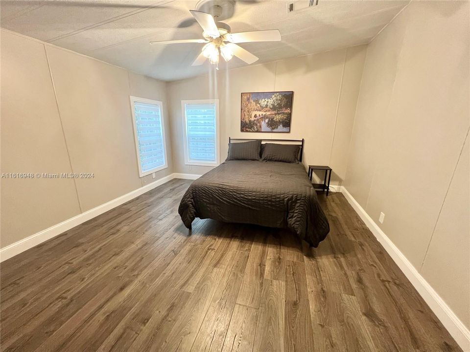 For Rent: $2,200 (2 beds, 2 baths, 960 Square Feet)