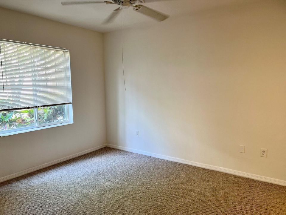 For Rent: $2,250 (2 beds, 2 baths, 1058 Square Feet)