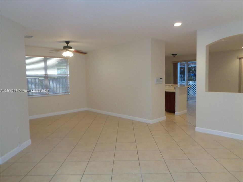 For Rent: $3,570 (4 beds, 3 baths, 2250 Square Feet)