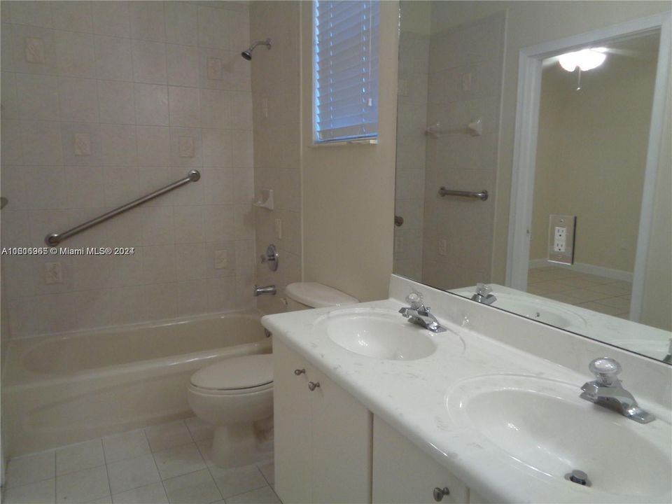 For Rent: $3,460 (4 beds, 3 baths, 2250 Square Feet)