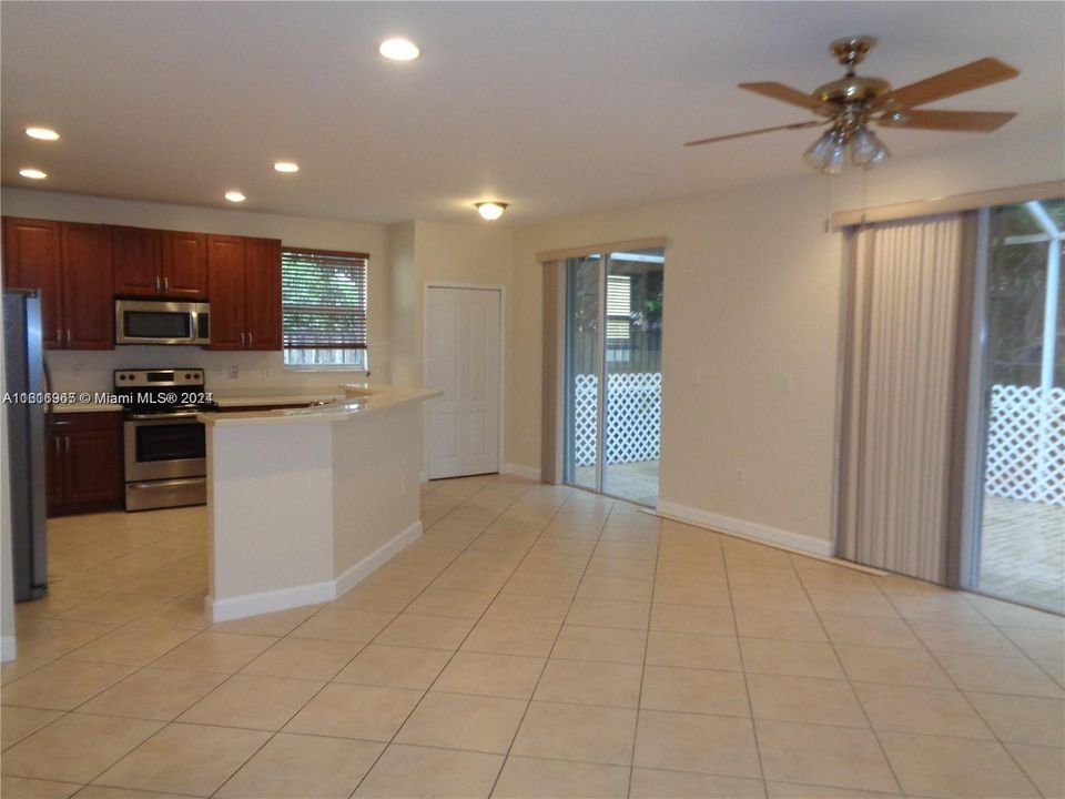 For Rent: $3,570 (4 beds, 3 baths, 2250 Square Feet)