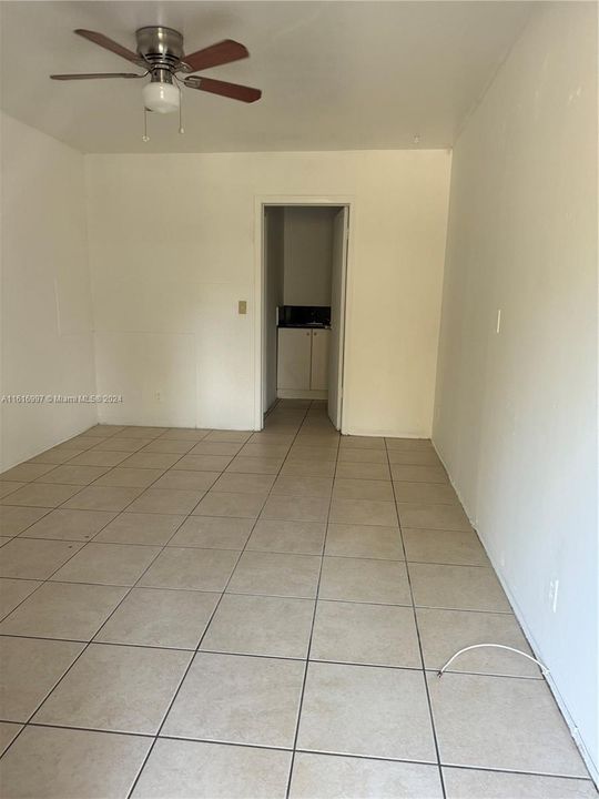 For Rent: $1,150 (0 beds, 1 baths, 0 Square Feet)