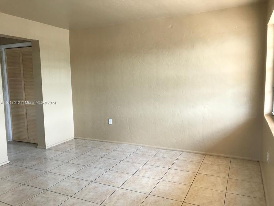 For Rent: $1,650 (1 beds, 1 baths, 0 Square Feet)