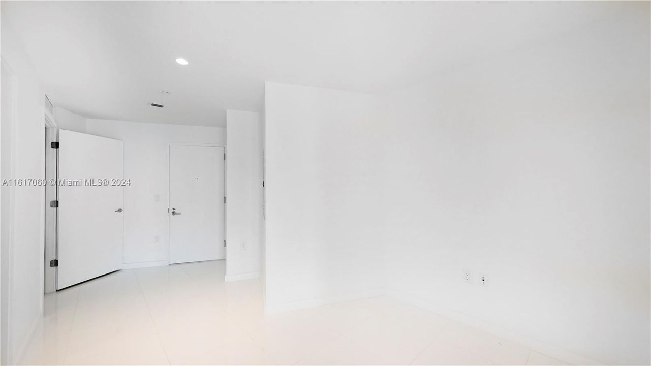 For Rent: $4,475 (1 beds, 2 baths, 1046 Square Feet)