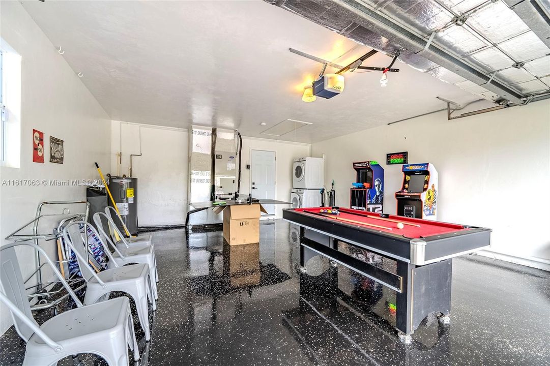 Garage / Game Room