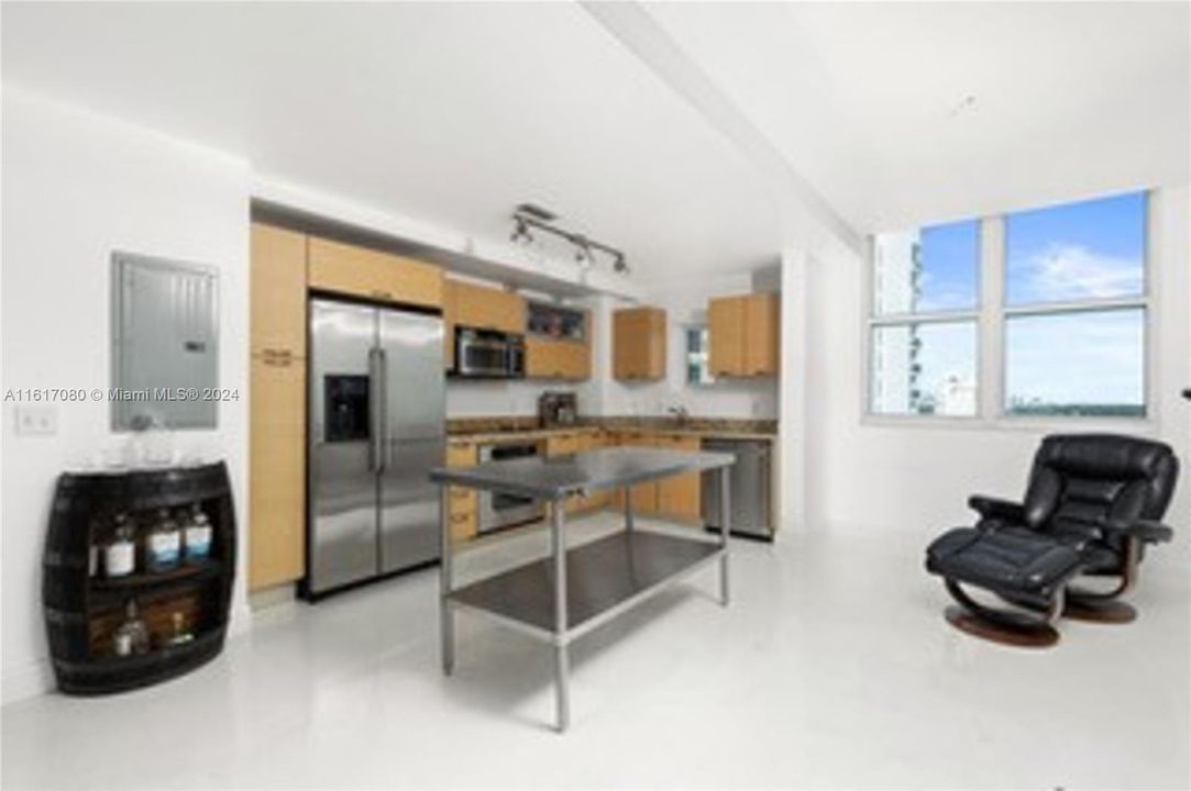 For Sale: $499,000 (2 beds, 2 baths, 1134 Square Feet)