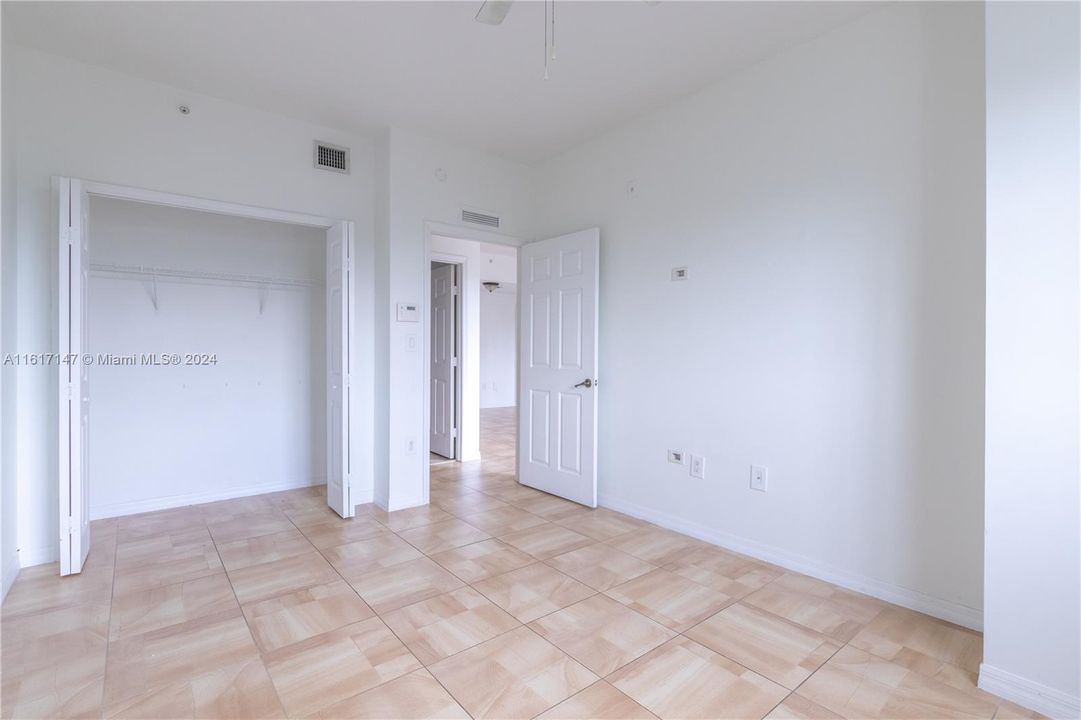 For Rent: $2,600 (2 beds, 2 baths, 1027 Square Feet)