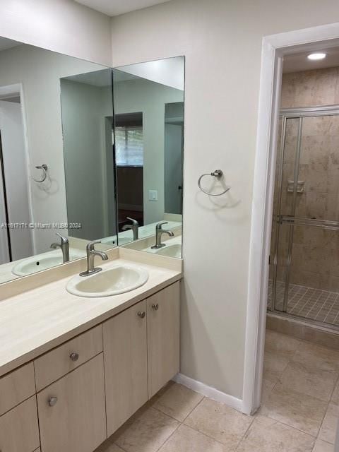 Master bath vanity