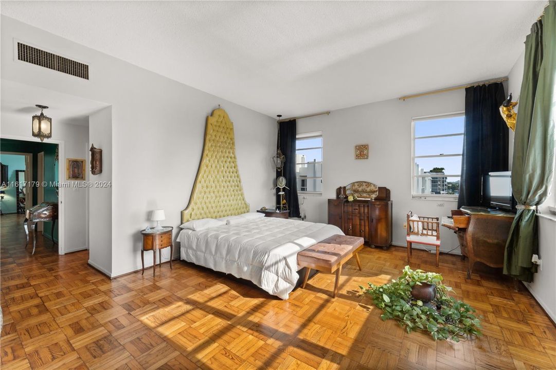 For Sale: $639,000 (2 beds, 2 baths, 1640 Square Feet)