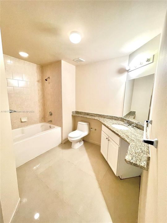 For Rent: $2,475 (1 beds, 1 baths, 836 Square Feet)