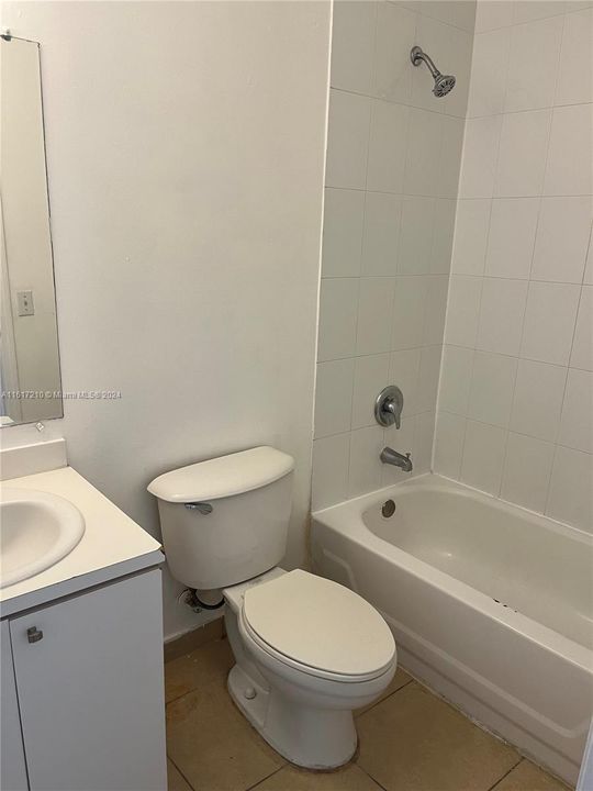 For Rent: $1,990 (1 beds, 1 baths, 627 Square Feet)