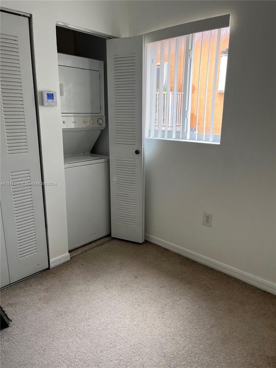 For Rent: $1,990 (1 beds, 1 baths, 627 Square Feet)